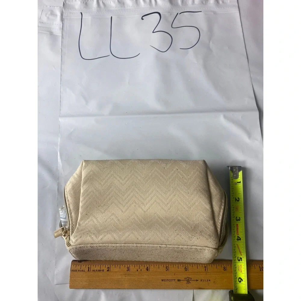 Missoni for Delta Champagne Gold Zig Zag Woven Cosmetic Toiletry Bag Pouch LL35
